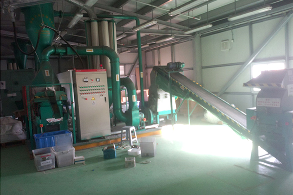 Máquina integrada de reciclaje de alambre de cobre residual en Hong Kong